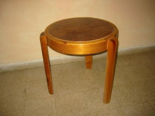 שרפרף 3 רגליים